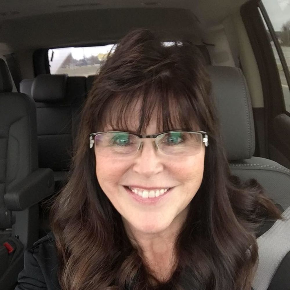 Meet your Posher, Vicky